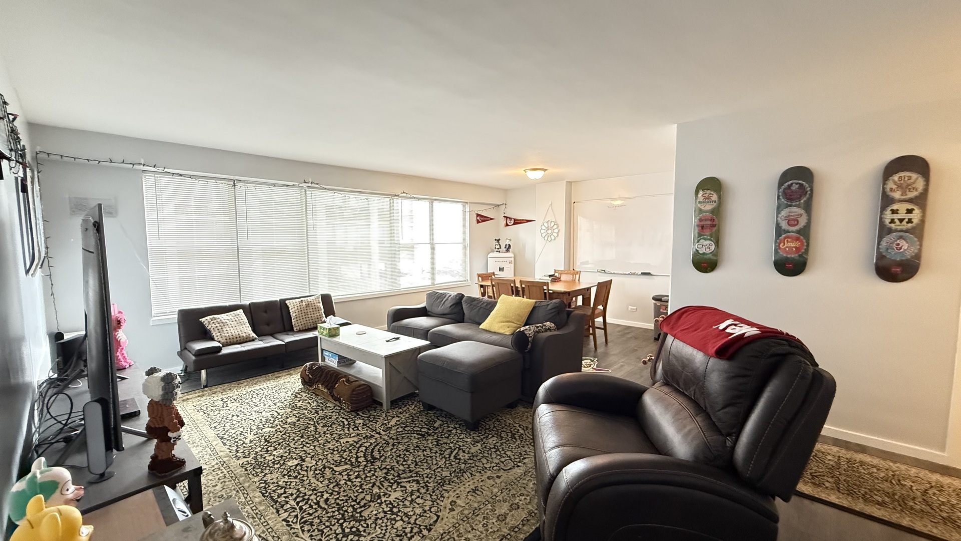 6157 N SHERIDAN Road 3C
