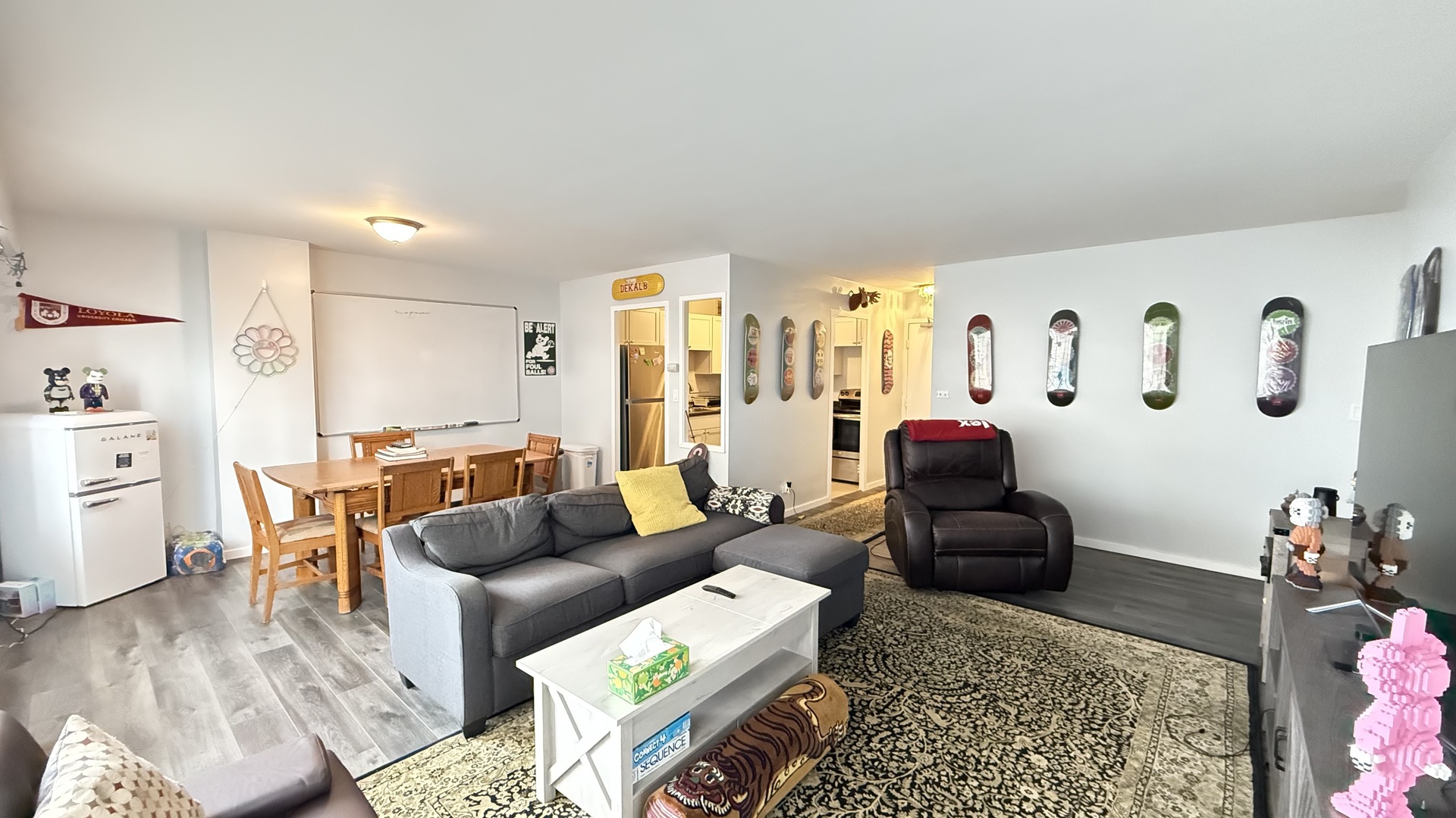 6157 N SHERIDAN Road 3C