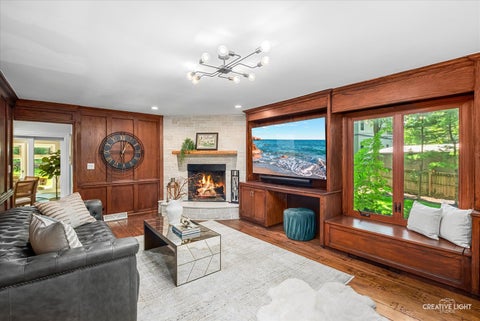 Tiny photo for 641 Lake Road, Glen Ellyn, IL 60137 (MLS # 12754618)