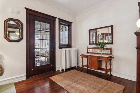 Tiny photo for 608 S Elmwood Avenue, Oak Park, IL 60304 (MLS # 12559094)