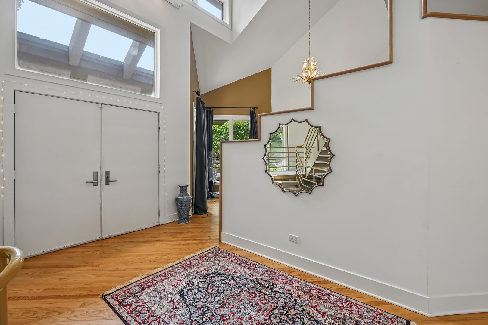 8420 Evergreen Lane