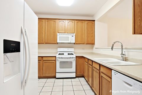 Tiny photo for 304 Whitaker Trail #2-4, McHenry, IL 60050 (MLS # 12523939)