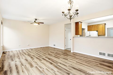 Tiny photo for 304 Whitaker Trail #2-4, McHenry, IL 60050 (MLS # 12523939)