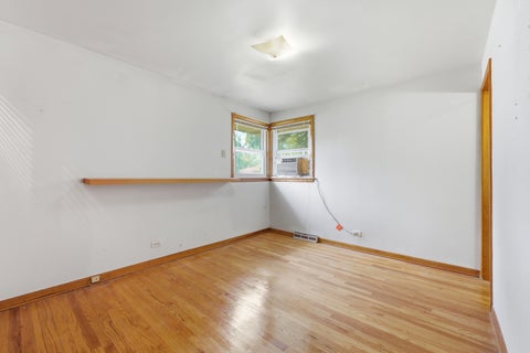 Tiny photo for 545 S 6th Avenue, La Grange, IL 60525 (MLS # 12721972)