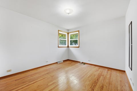 Tiny photo for 545 S 6th Avenue, La Grange, IL 60525 (MLS # 12721972)