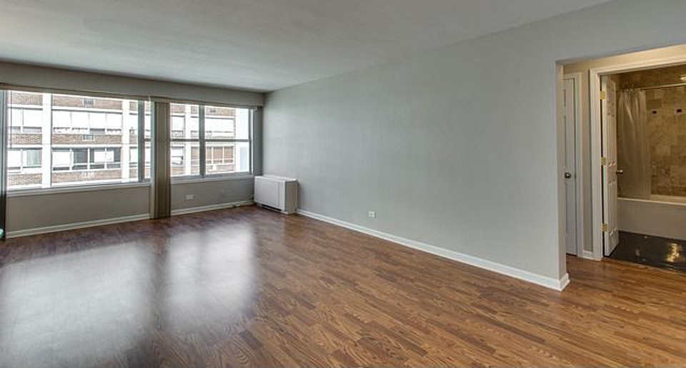6157 N Sheridan Road 24D