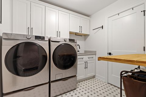 Tiny photo for 13200 Waterleaf Drive, St. John, IN 46373 (MLS # 12577642)