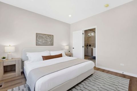 Tiny photo for 944 Beloit Avenue #4, Forest Park, IL 60130 (MLS # 12579302)