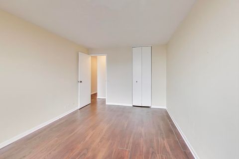 Tiny photo for 4343 N Clarendon Avenue #1315, Chicago, IL 60613 (MLS # 12523266)