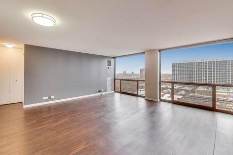 Tiny photo for 4343 N Clarendon Avenue #1315, Chicago, IL 60613 (MLS # 12523266)