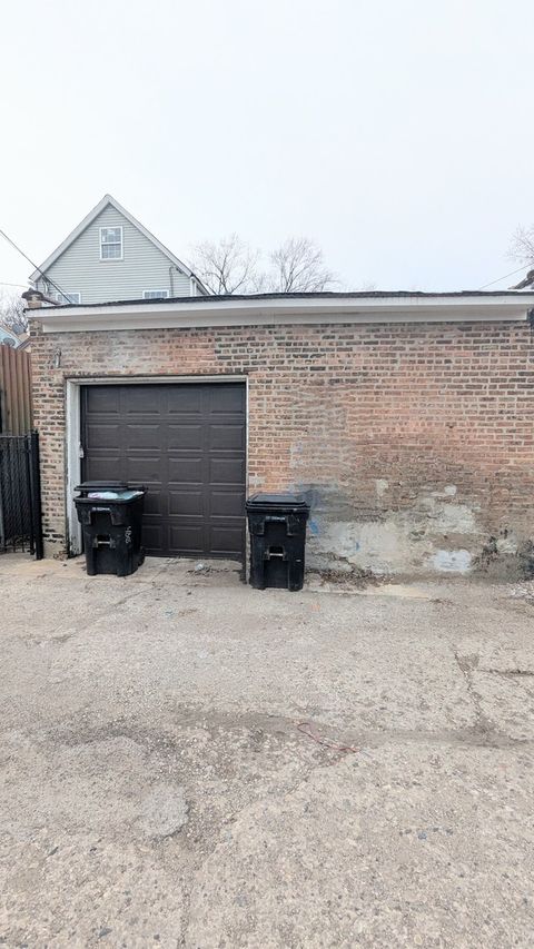 Tiny photo for 4805 S Elizabeth Street, Chicago, IL 60609 (MLS # 12524679)