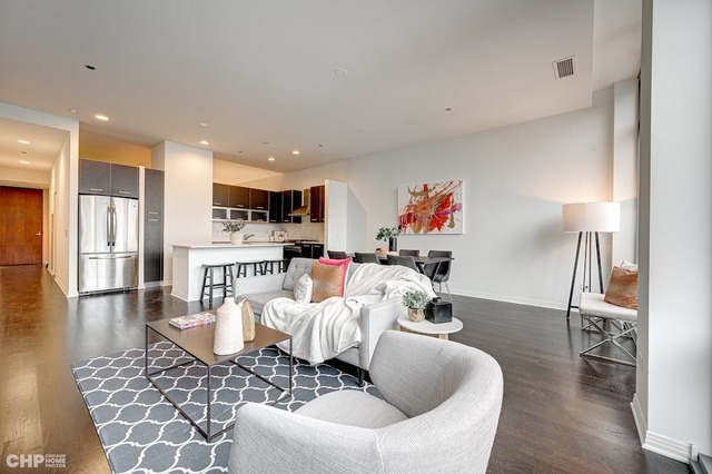65 E Monroe Street 4108