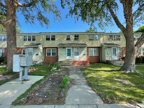 Photo of 1106 Saint Andrews Circle #1, Rantoul, IL 61866 (MLS # 12390879) Photo of 1106 Saint Andrews Circle #1, Rantoul, IL 61866 (MLS # 12390879)