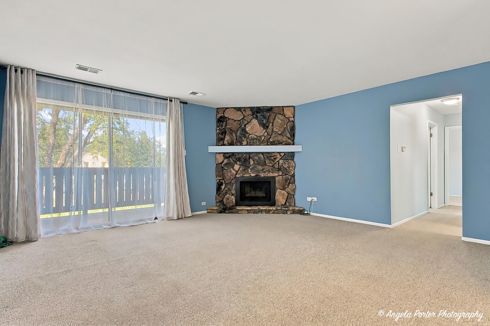 866 E Carriage Lane 8