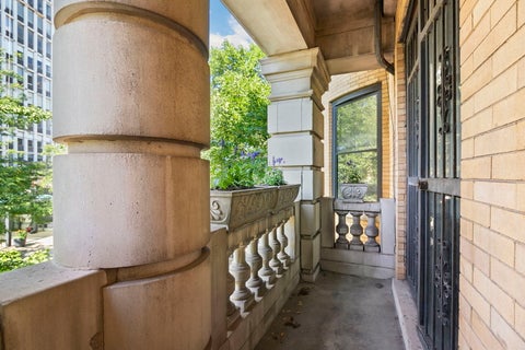 Tiny photo for 453 W Fullerton Parkway #2E, Chicago, IL 60614 (MLS # 12739888)