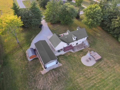 Tiny photo for 4454 N Prairie View Road, Oakley, IL 62501 (MLS # 12412577)