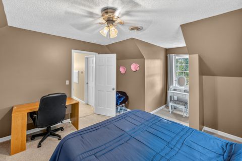 Tiny photo for 4454 N Prairie View Road, Oakley, IL 62501 (MLS # 12412577)