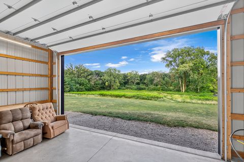 Tiny photo for 4454 N Prairie View Road, Oakley, IL 62501 (MLS # 12412577)
