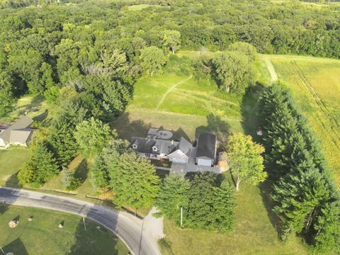 Tiny photo for 4454 N Prairie View Road, Oakley, IL 62501 (MLS # 12412577)