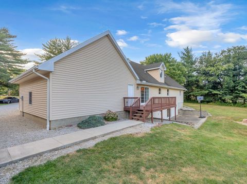 Tiny photo for 4454 N Prairie View Road, Oakley, IL 62501 (MLS # 12412577)