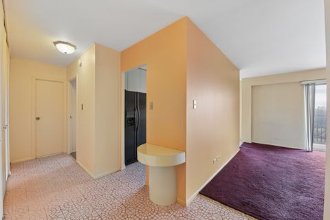 Tiny photo for 6933 N Kedzie Avenue #603, Chicago, IL 60645 (MLS # 12575321)