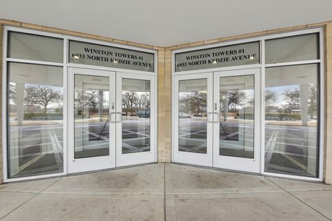 Tiny photo for 6933 N Kedzie Avenue #603, Chicago, IL 60645 (MLS # 12575321)