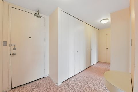 Tiny photo for 6933 N Kedzie Avenue #603, Chicago, IL 60645 (MLS # 12575321)