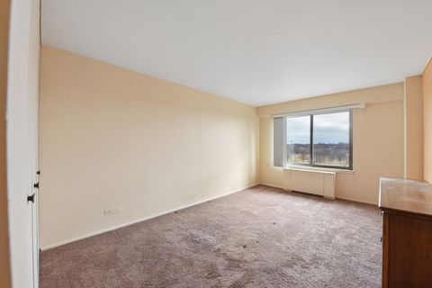 Tiny photo for 6933 N Kedzie Avenue #603, Chicago, IL 60645 (MLS # 12575321)