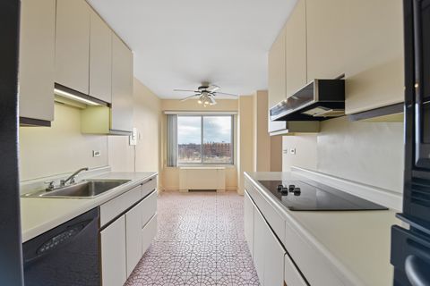 Tiny photo for 6933 N Kedzie Avenue #603, Chicago, IL 60645 (MLS # 12575321)