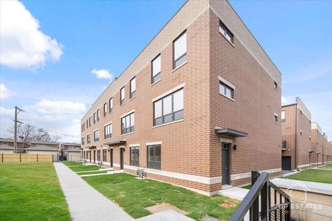 Photo of 3638 S Western Avenue #F, Chicago, IL 60609 (MLS # 12596497)