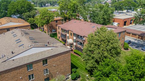 Tiny photo for 13535 Lamon Avenue #112, Crestwood, IL 60418 (MLS # 12441114)