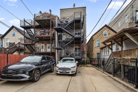 Tiny photo for 1413 N Bosworth Avenue #1, Chicago, IL 60642 (MLS # 12526399)