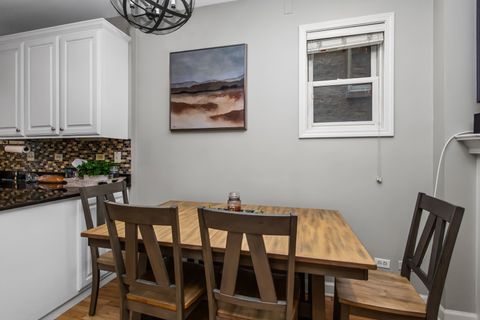 Tiny photo for 1413 N Bosworth Avenue #1, Chicago, IL 60642 (MLS # 12526399)