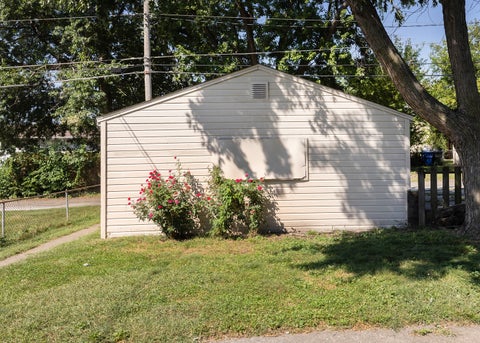 Tiny photo for 2408 Madison Street, Davenport, IA 52804 (MLS # 12753435)