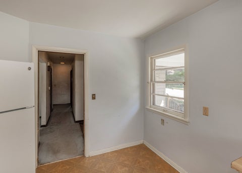 Tiny photo for 2408 Madison Street, Davenport, IA 52804 (MLS # 12753435)