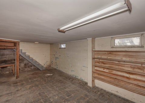 Tiny photo for 2408 Madison Street, Davenport, IA 52804 (MLS # 12753435)