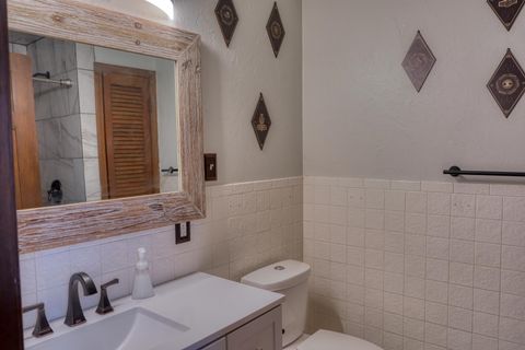 Tiny photo for 2036 SPRUCE Street, Murphysboro, IL 62966 (MLS # 100000352)