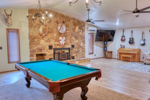 Tiny photo for 2036 SPRUCE Street, Murphysboro, IL 62966 (MLS # 100000352)