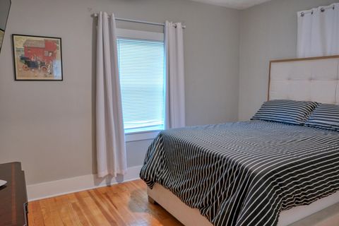 Tiny photo for 2036 SPRUCE Street, Murphysboro, IL 62966 (MLS # 100000352)