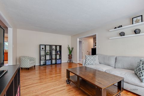 Tiny photo for 15040 W Clover Lane, Libertyville, IL 60048 (MLS # 12490171)
