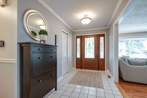 Tiny photo for 15040 W Clover Lane, Libertyville, IL 60048 (MLS # 12490171)