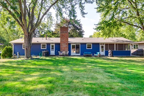 Tiny photo for 15040 W Clover Lane, Libertyville, IL 60048 (MLS # 12490171)