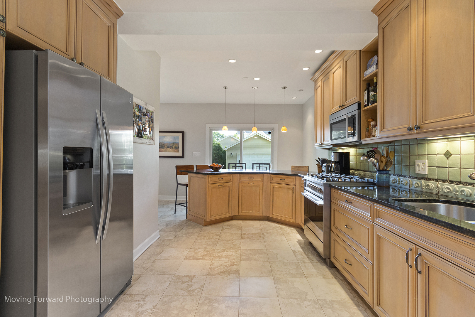 2518 Ridgeway Avenue