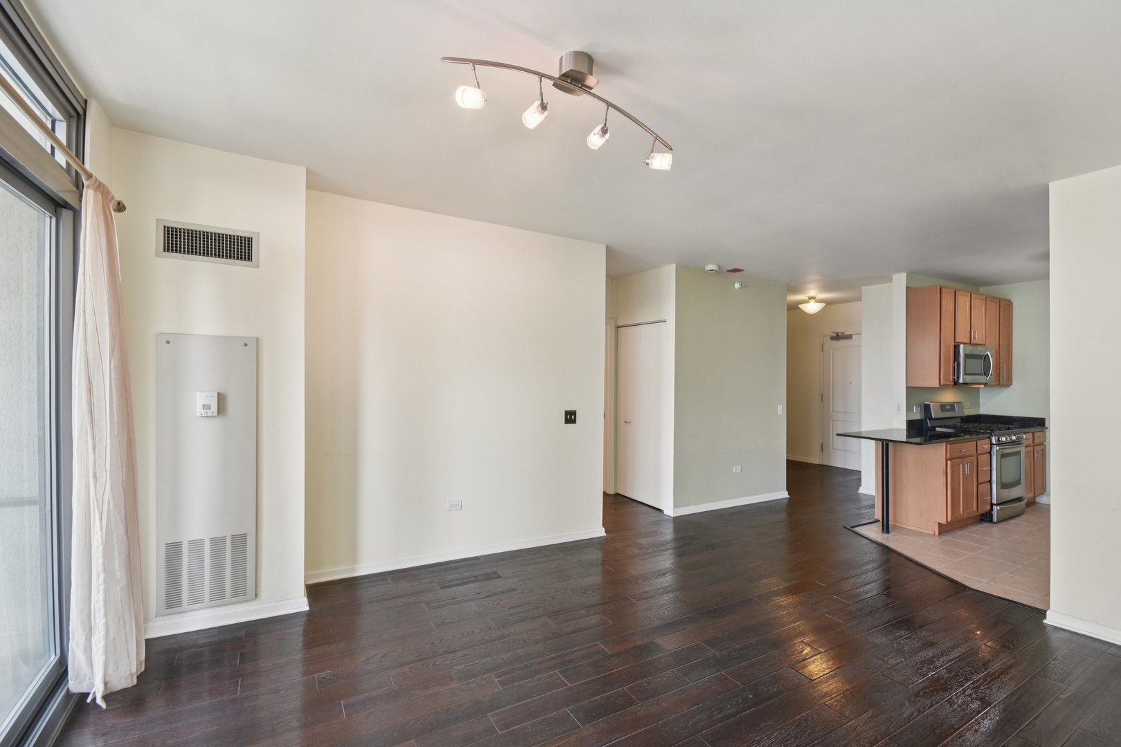 125 S Jefferson Street 2603