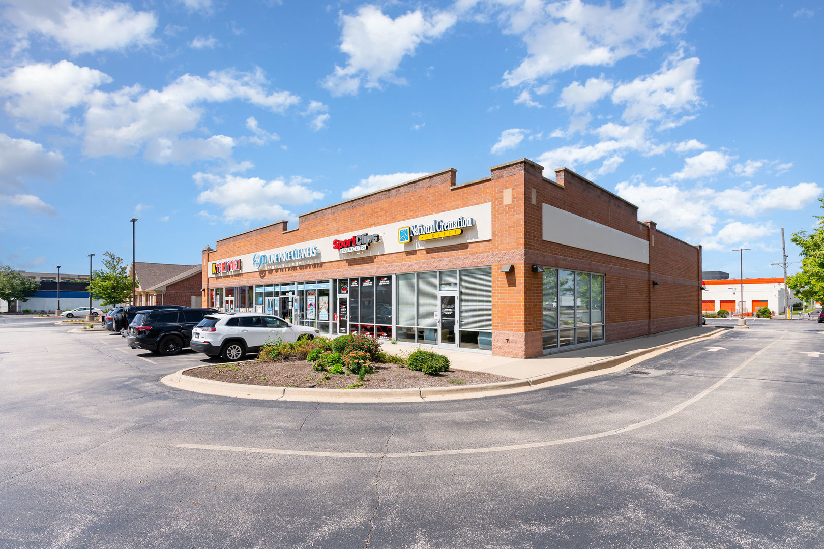 5942-5948 W Touhy Avenue