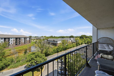 Tiny photo for 2015 S Finley Road #804, Lombard, IL 60148 (MLS # 12747873)