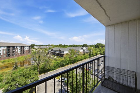 Tiny photo for 2015 S Finley Road #804, Lombard, IL 60148 (MLS # 12747873)
