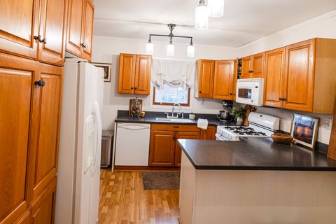 Tiny photo for 314 Congress Street, Ottawa, IL 61350 (MLS # 12588667)