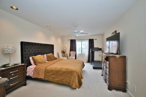 Tiny photo for 4901 Golf Road #310, Skokie, IL 60077 (MLS # 12548327)