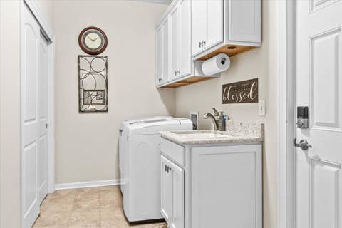 Tiny photo for 3903 Ridge Pointe Drive, Geneva, IL 60134 (MLS # 12725051)